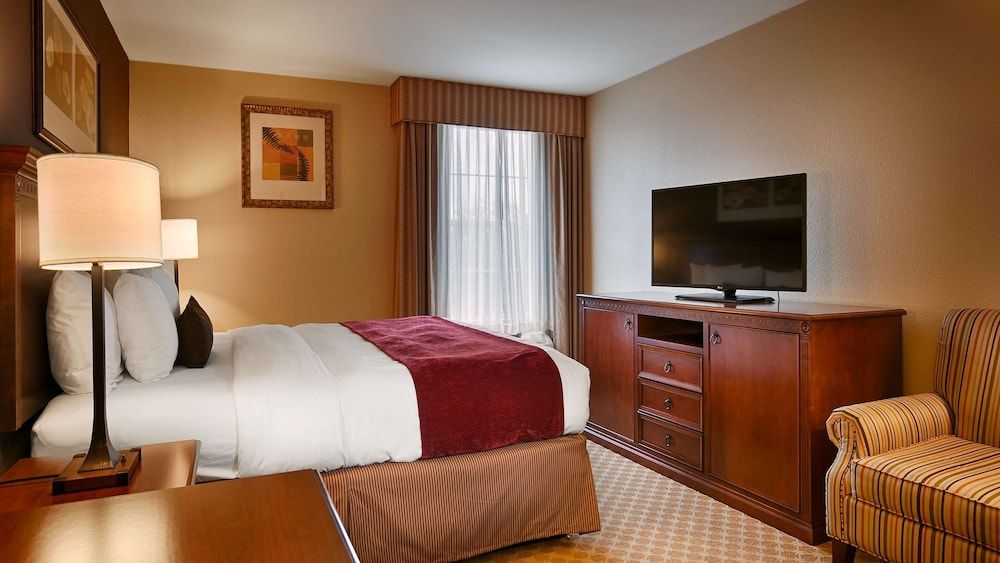 Standard Room, 1 King Bed, Non Smoking