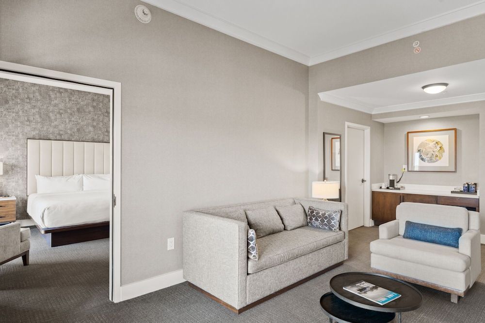 Magnolia Suite
