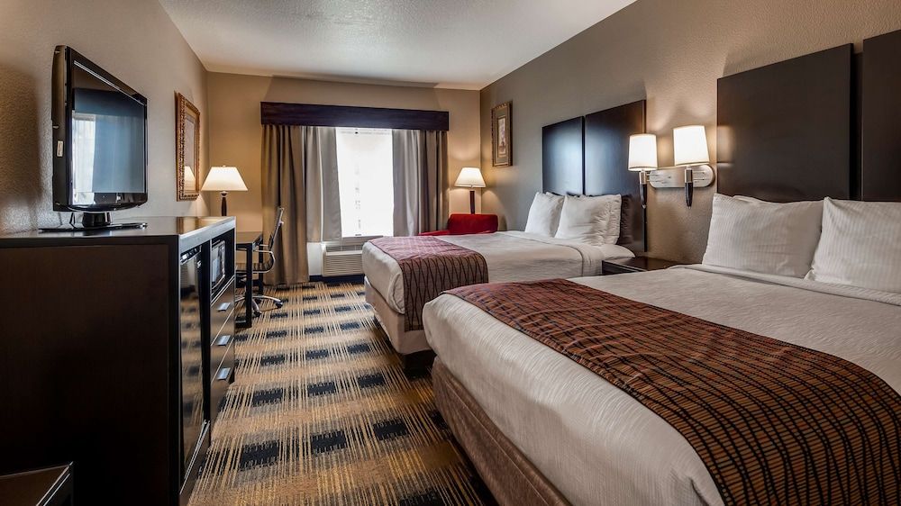 undefined Best Western Plus Heritage Inn 3