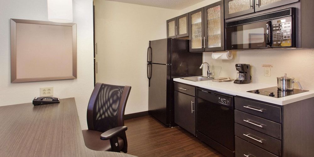 undefined Sonesta Simply Suites Houston Galleria Medical Center 6