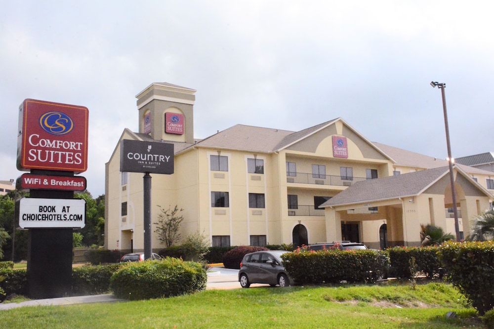 undefined Comfort Suites Bush Intercontinental Airport 4