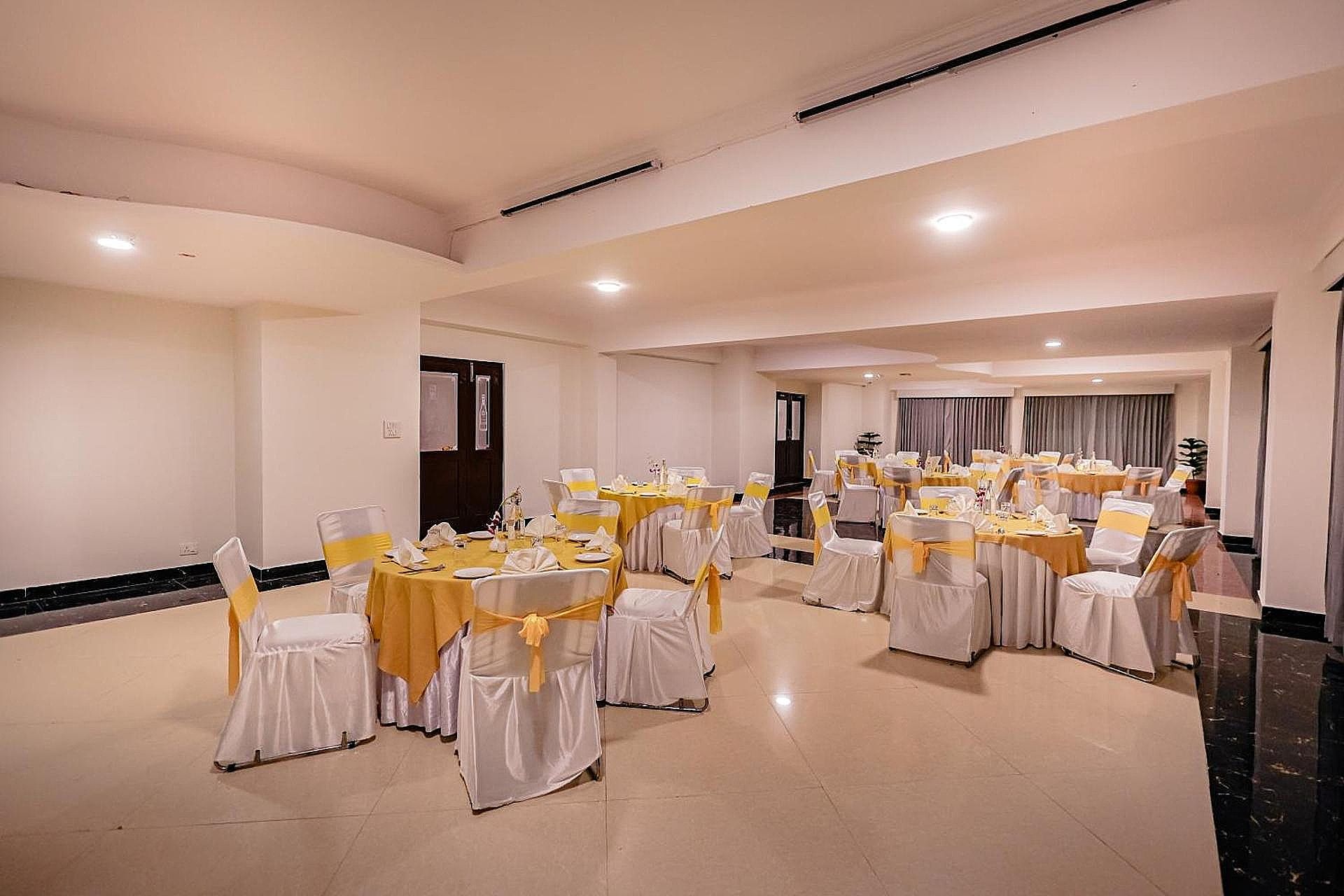 Banquet hall