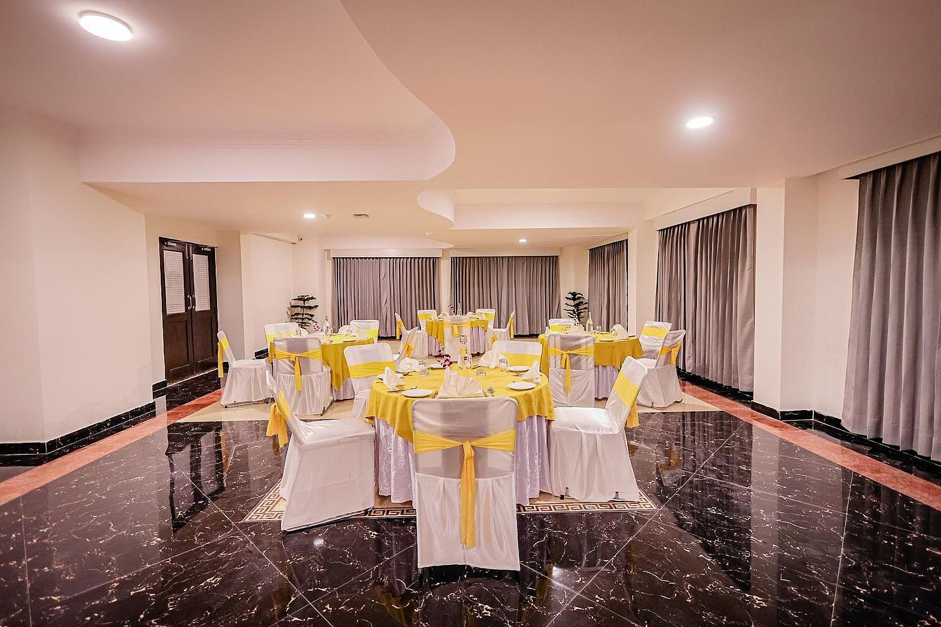 Banquet hall