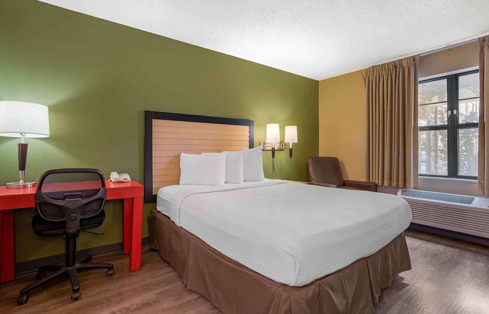 undefined Extended Stay America Suites Houston Med Ctr Greenway Plaza 4