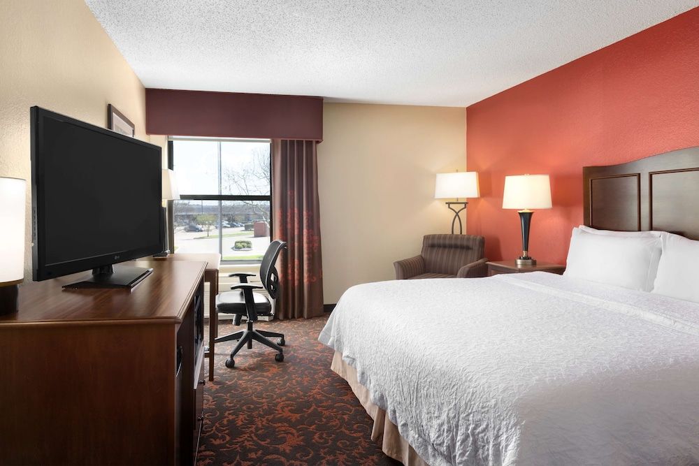 undefined Hampton Inn Houston-Willowbrook Mall 3