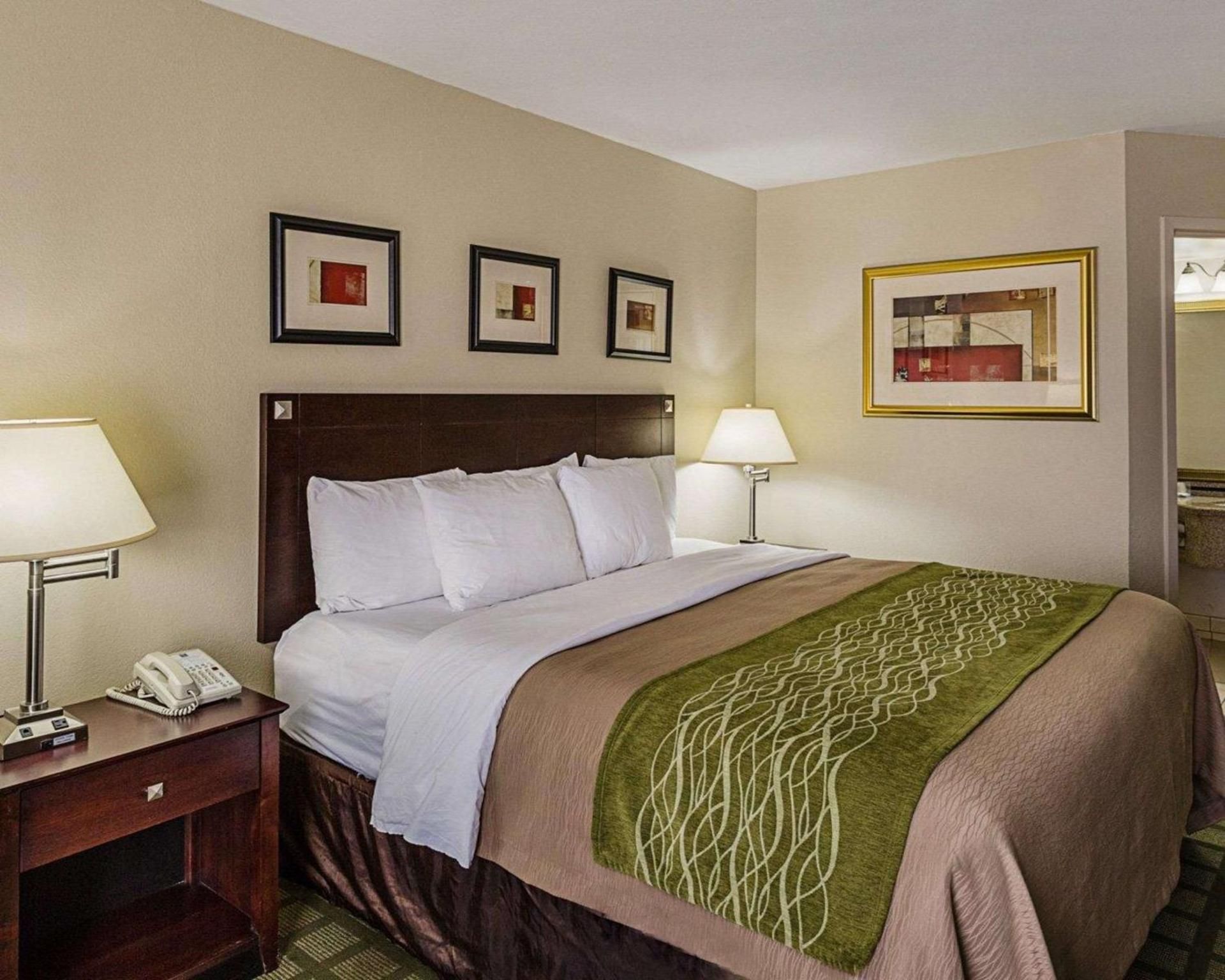 undefined Comfort Inn & Suites Southwest Fwy at Westpark 9