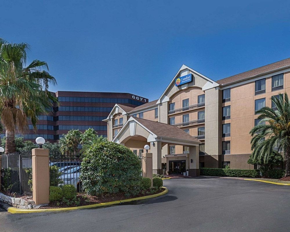 undefined Comfort Inn & Suites Southwest Fwy at Westpark 3