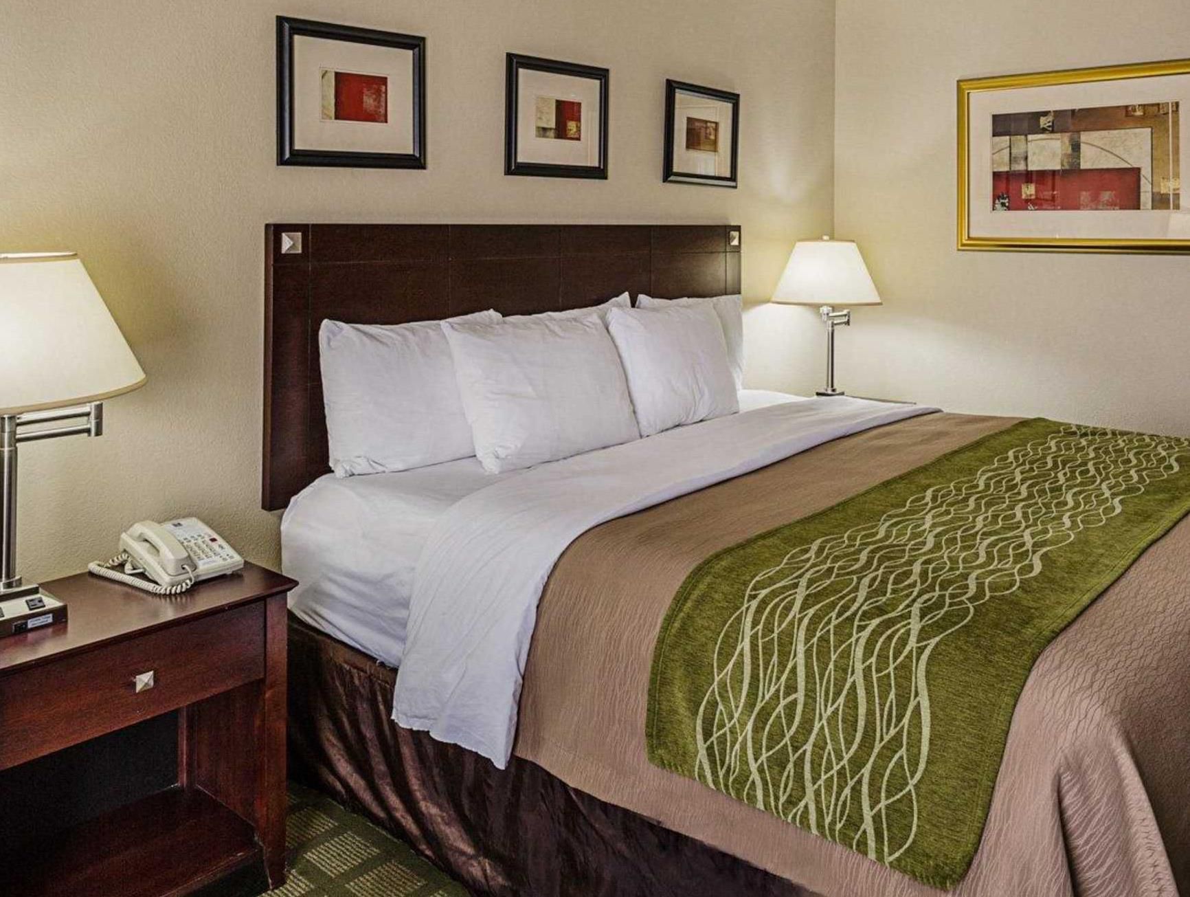 undefined Comfort Inn & Suites Southwest Fwy at Westpark 6