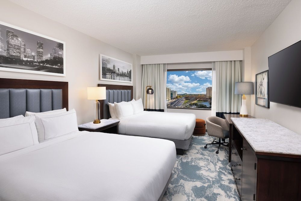 DoubleTree by Hilton Houston Medical Center Hotel & Suites Room, 2 Queen Beds 2