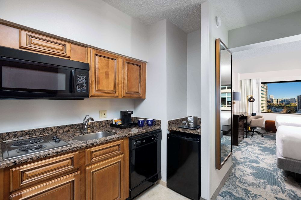 DoubleTree by Hilton Houston Medical Center Hotel & Suites