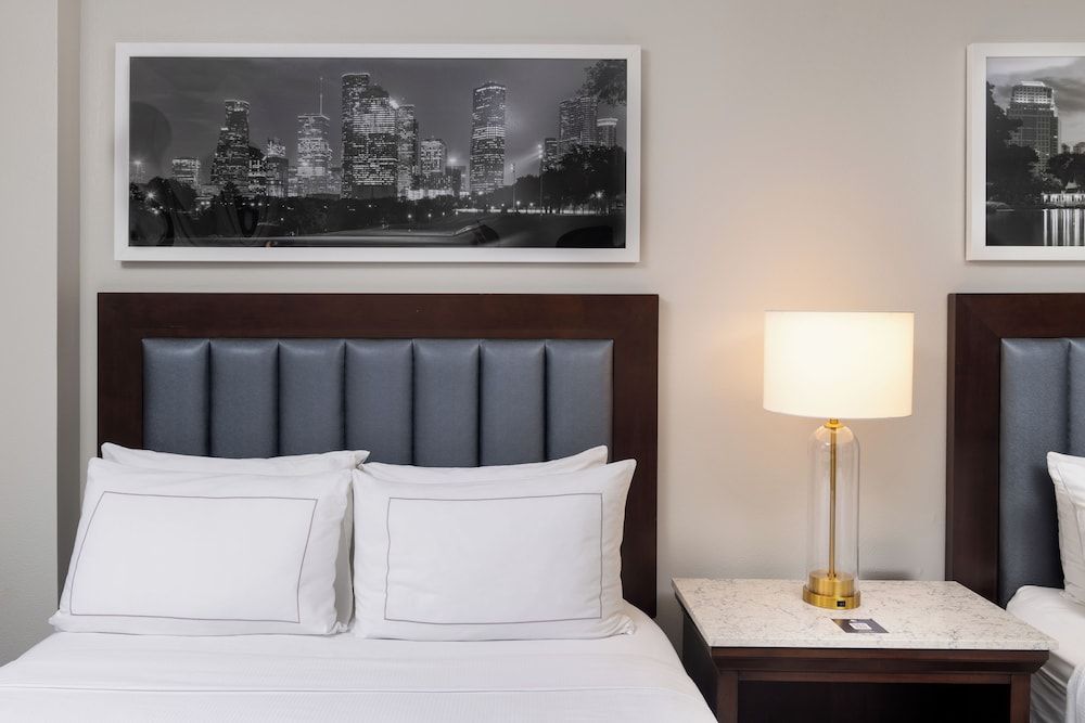 DoubleTree by Hilton Houston Medical Center Hotel & Suites Room, 2 Queen Beds