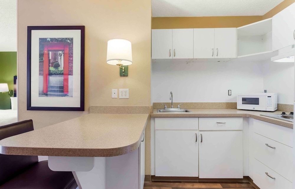 undefined Extended Stay America Suites Houston Galleria Uptown 8