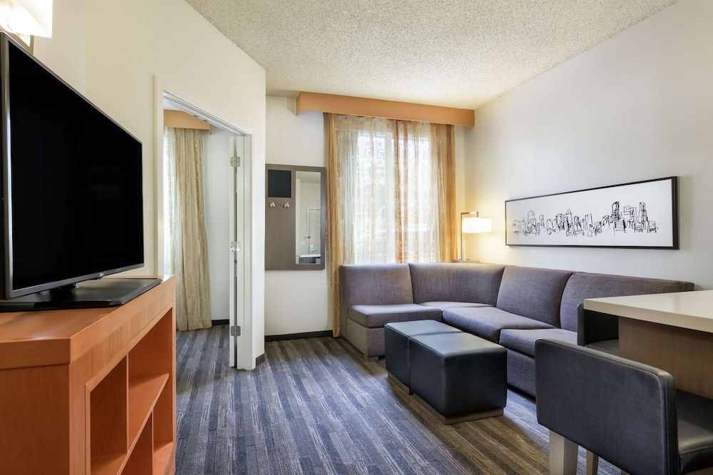 HYATT house Houston/Galleria Studio Suite, 1 King Bed with Sofa bed 5