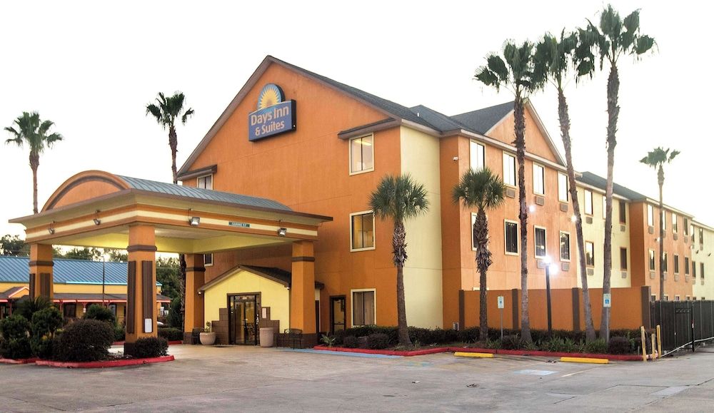 undefined Days Inn & Suites by Wyndham Houston North/Aldine 8