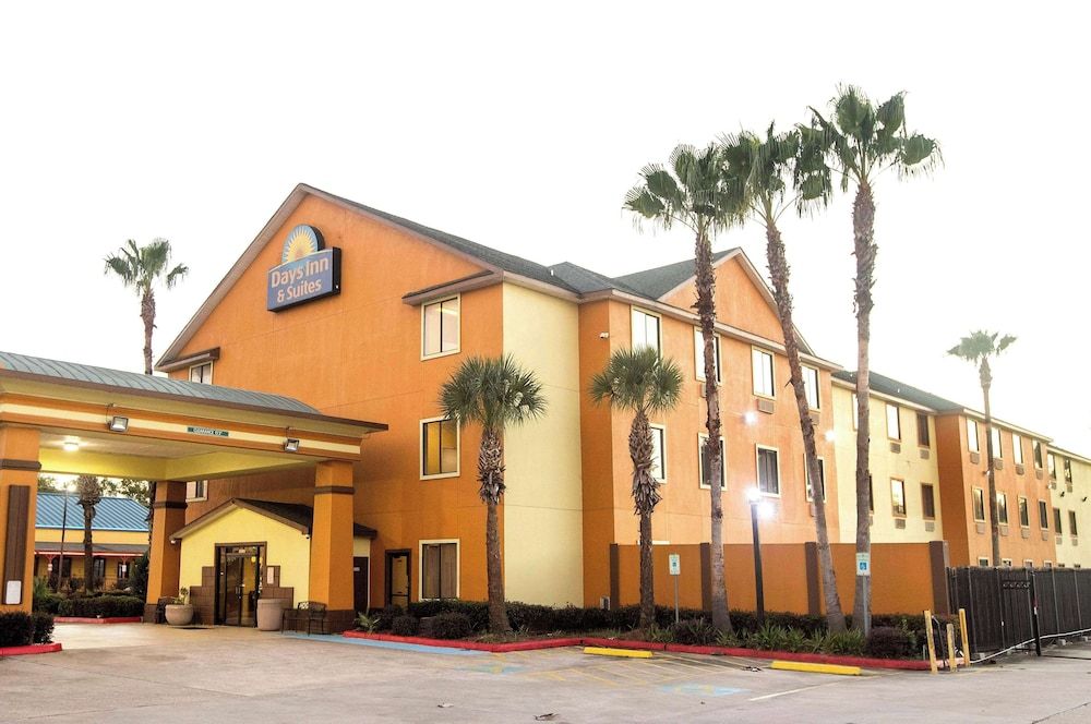 undefined Days Inn & Suites by Wyndham Houston North/Aldine 10