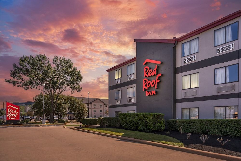 undefined Red Roof Inn Houston - Brookhollow 3