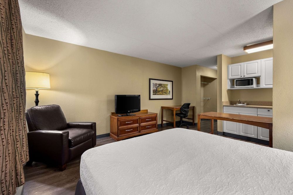 undefined Suburban Studios Houston North I-45 9