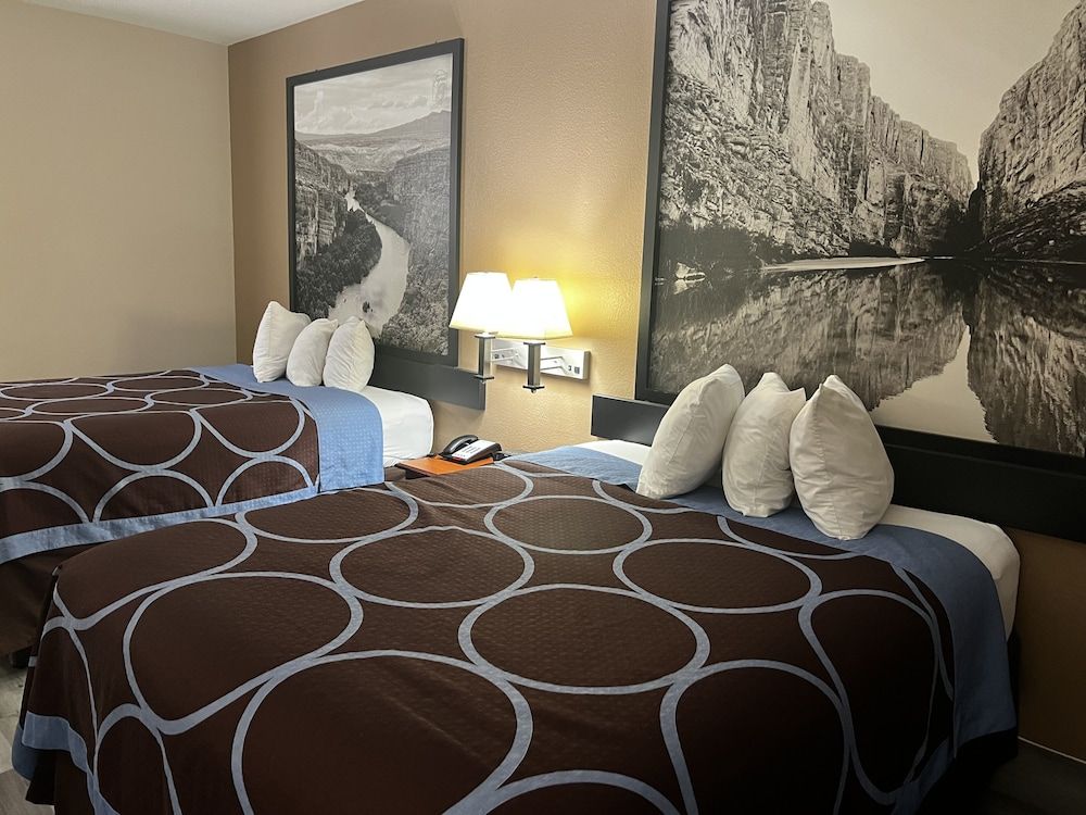 Room, 2 Queen Beds, Non Smoking