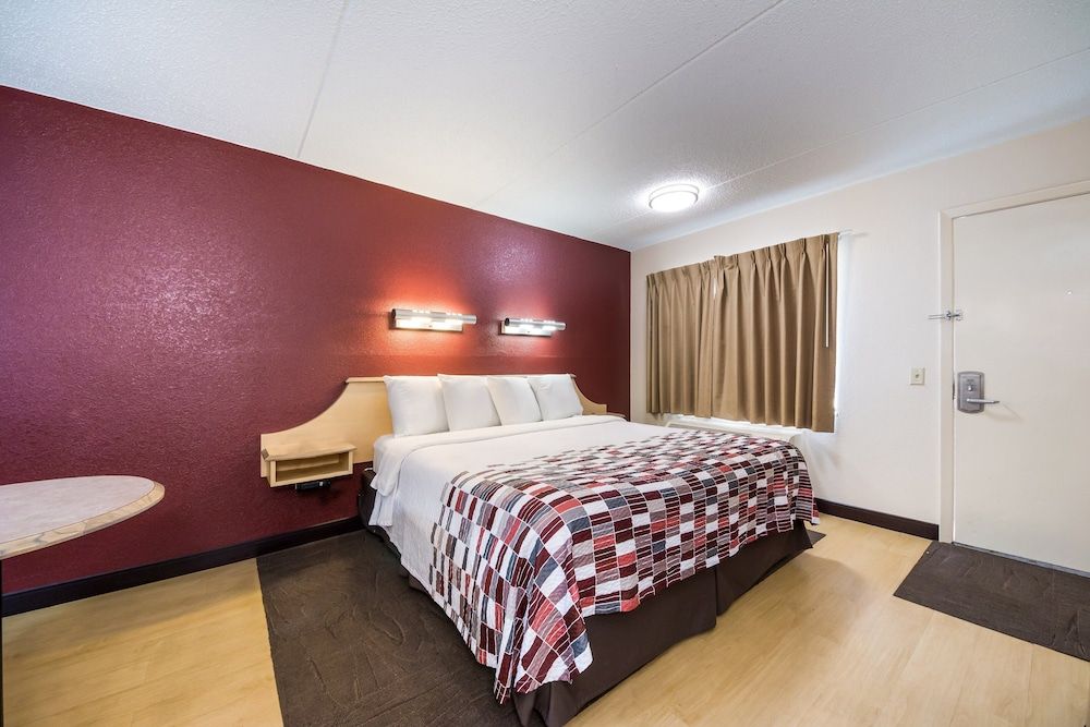 Superior Room, 1 King Bed (Smoke Free)