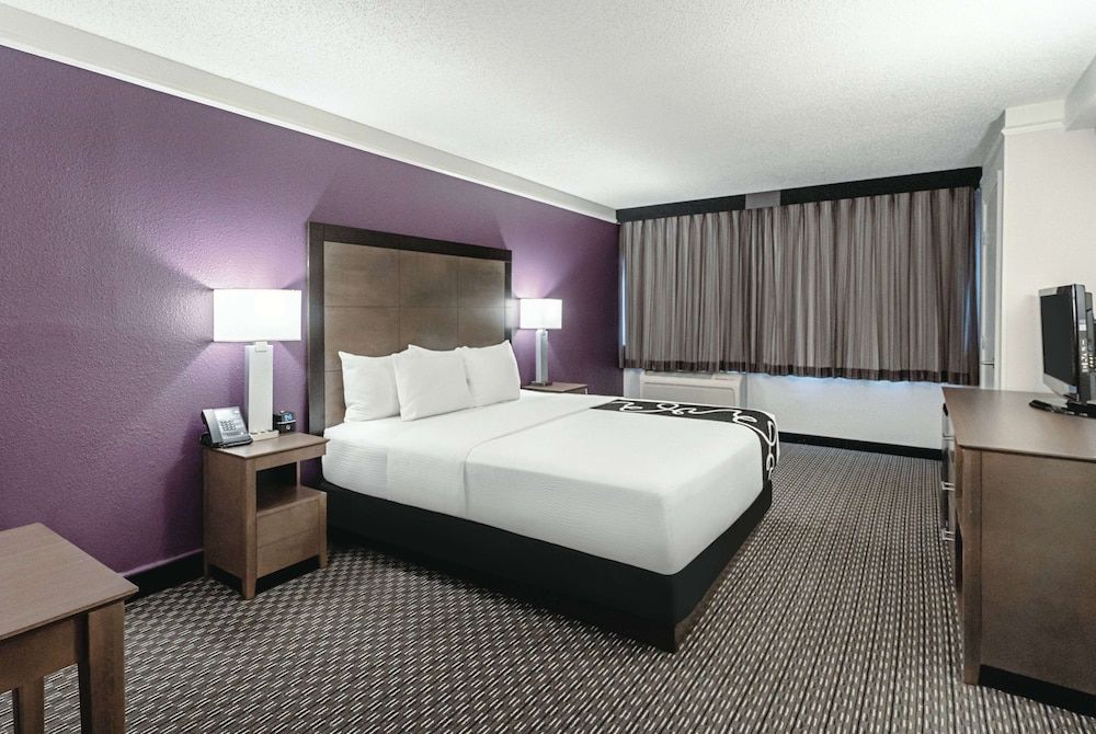 Room, 1 King Bed, Accessible, Non Smoking