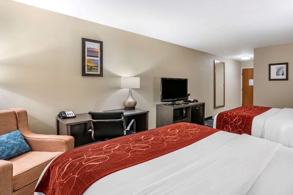 Standard Room, 2 Queen Beds, Non Smoking