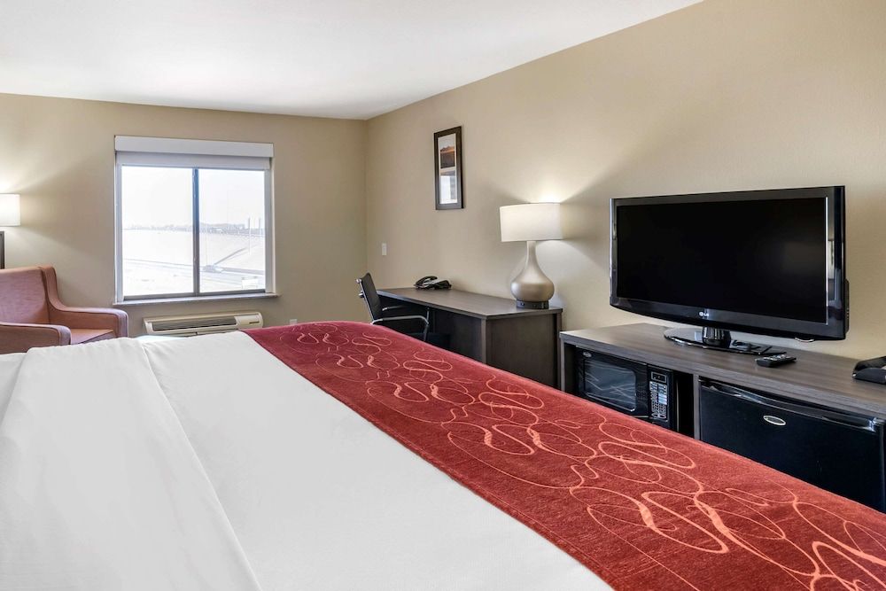 Standard Room, 1 King Bed, Non Smoking