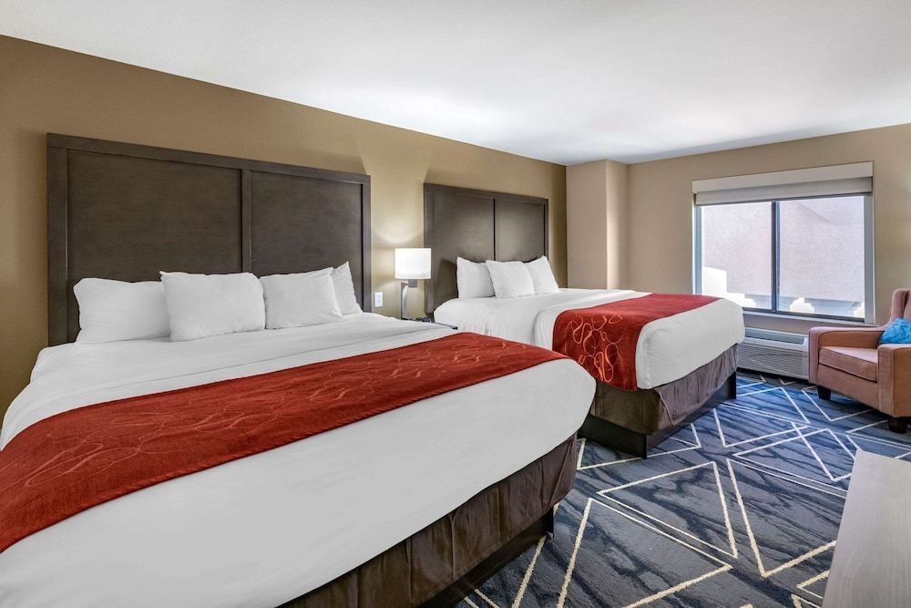 Suite, Multiple Beds, Non Smoking