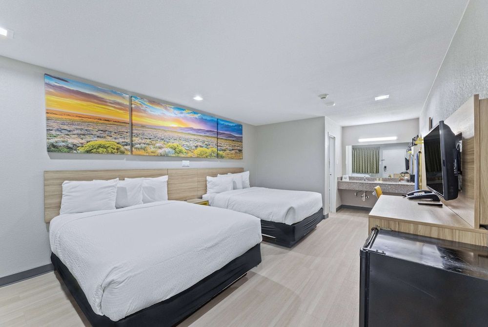 Standard Room, 2 Queen Beds, Non Smoking