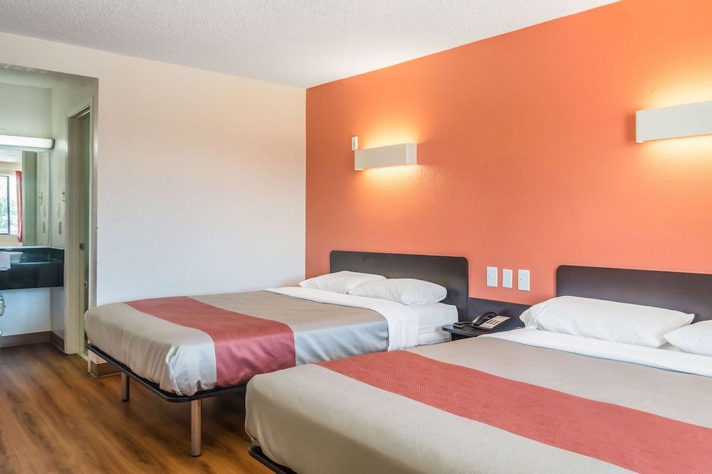 Standard Room, 2 Queen Beds, Smoking