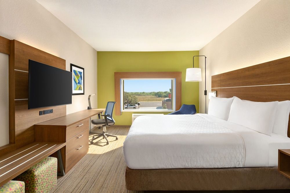 Suite, 1 King Bed