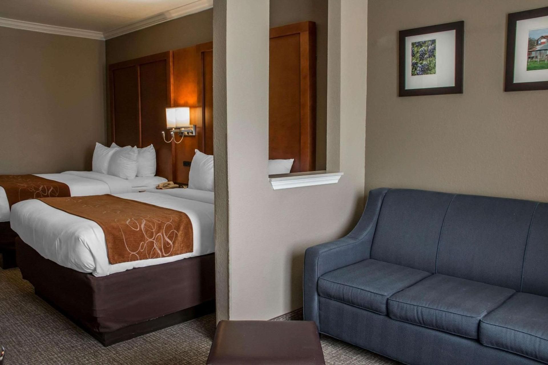 Queen Suite with Two Queen Beds - 2nd Floor