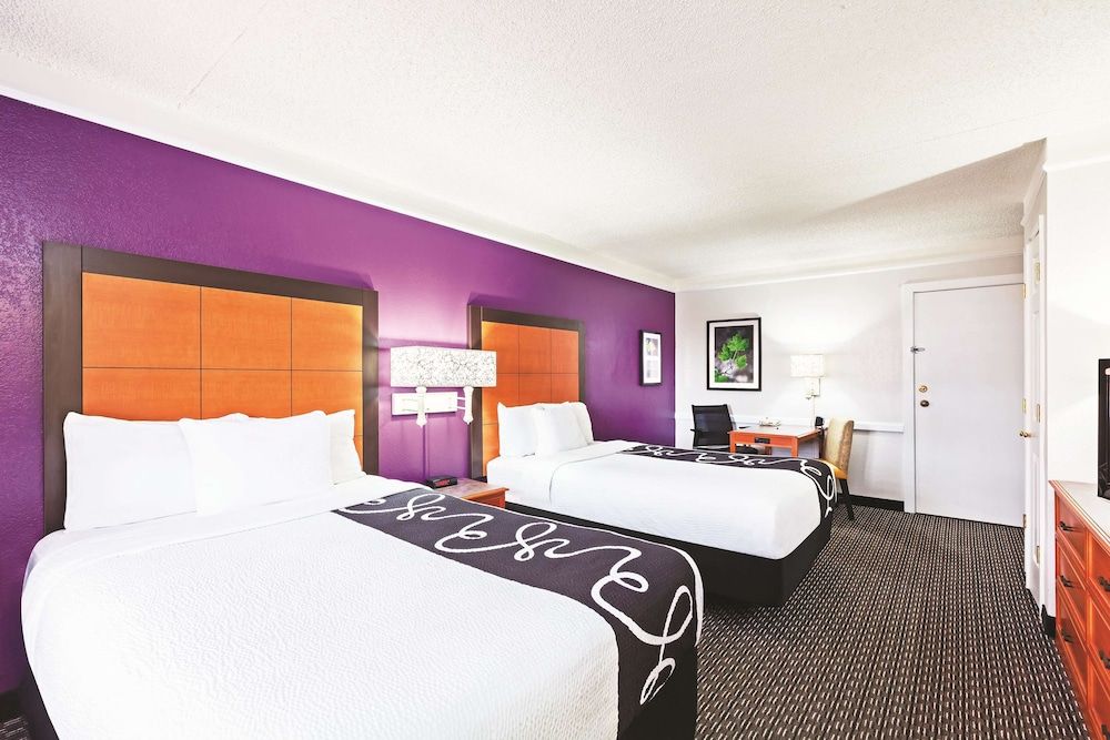 Room, 2 Double Beds, Accessible, Non Smoking (Roll-In Shower)
