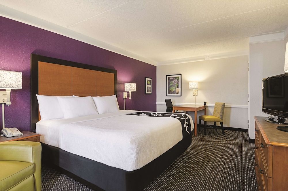 Room, 1 King Bed, Non Smoking