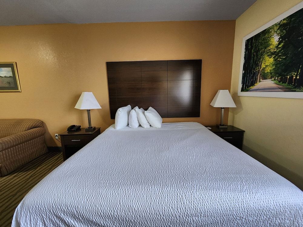 Studio Suite, 1 King Bed, Non Smoking