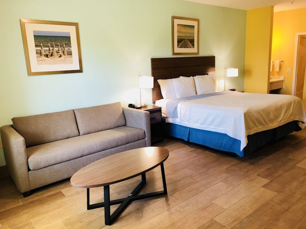 Standard Room, 1 King Bed