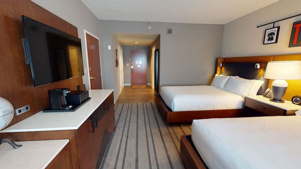 Room, 2 Double Beds, Non Smoking (Mobility/Hearing Accessible, Tub)