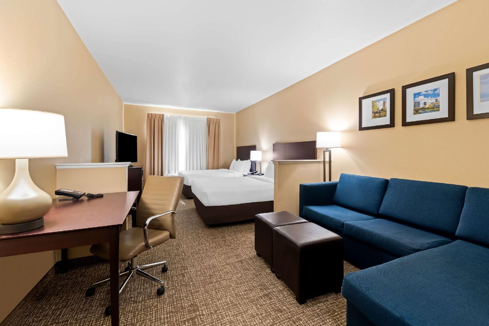 2 Queen Beds, Suite, Nonsmoking, Accessible