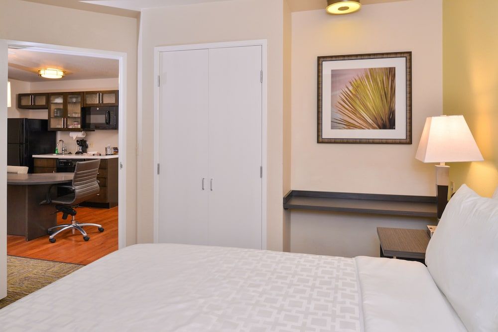 Suite, 1 Bedroom, Accessible Bathtub (Accessible Tub)
