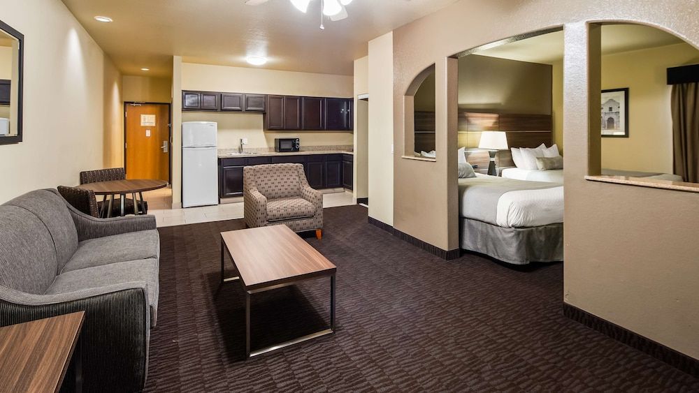 Suite, Multiple Beds, Non Smoking (with Sofabed)