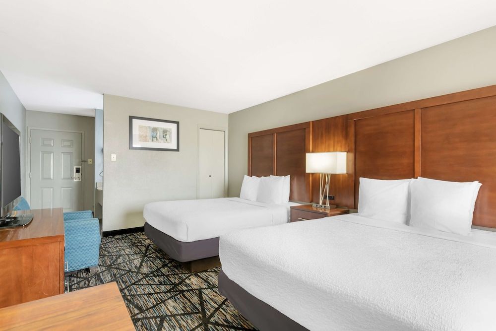 Standard Room, 2 Queen Beds, Smoking