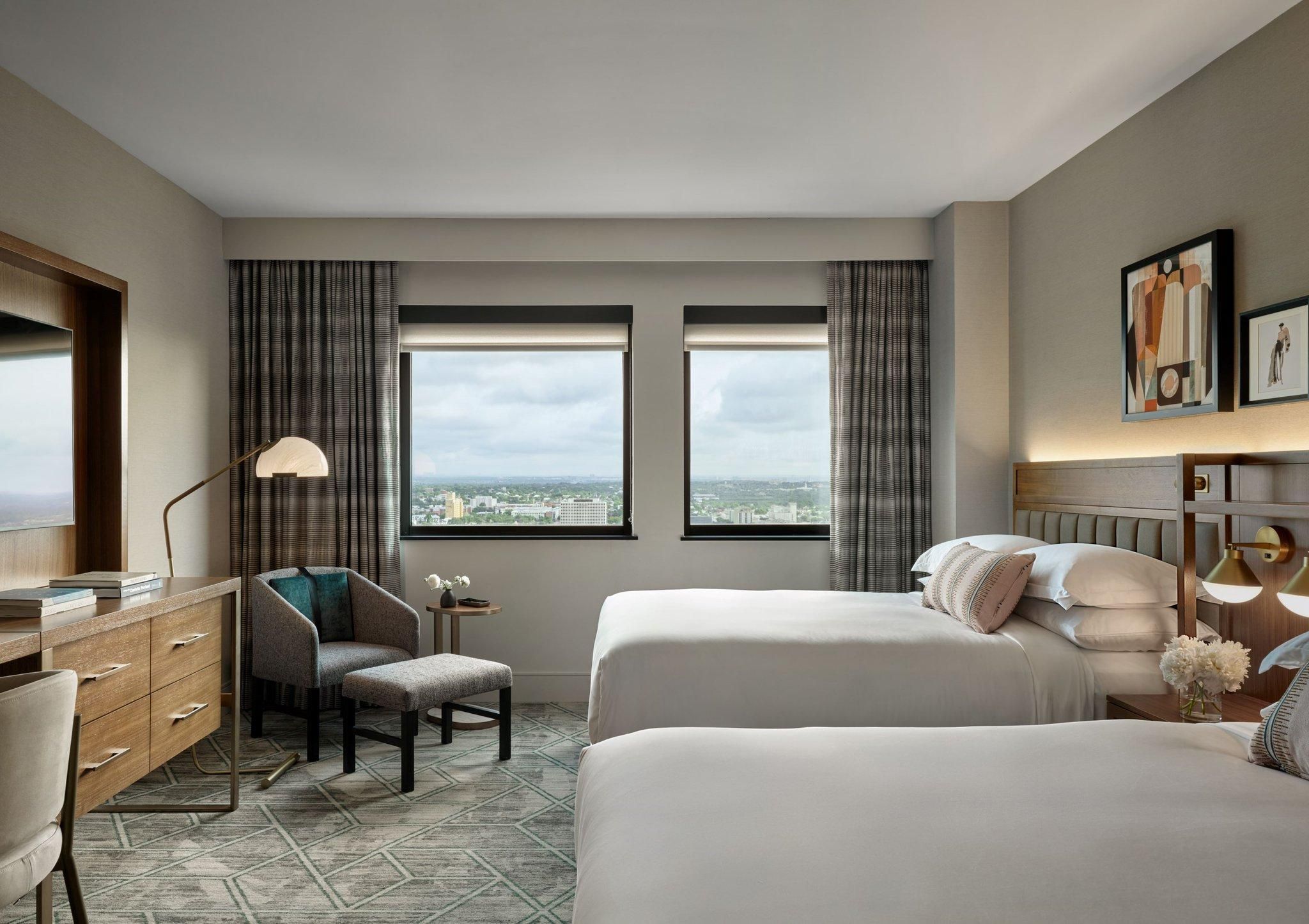2 Queen Premium City View Club Lounge Access