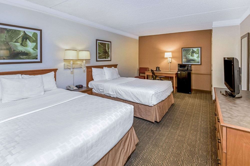 Deluxe Room, 2 Double Beds, Non Smoking
