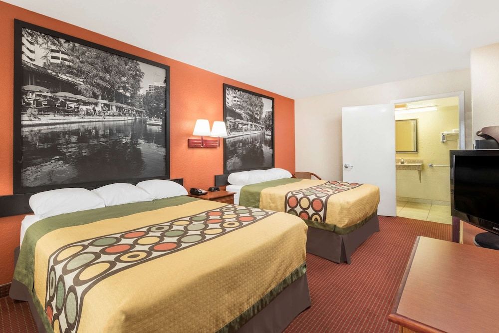 Standard Room, 2 Queen Beds, Smoking