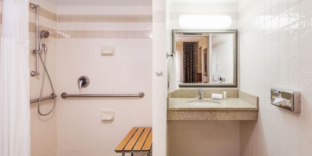 Suite, 1 Bedroom, Kitchen