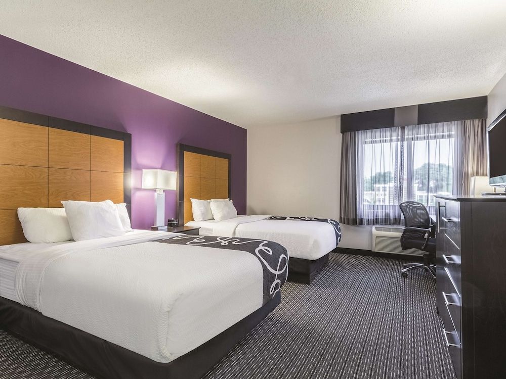 Deluxe Room, 2 Double Beds, Non Smoking