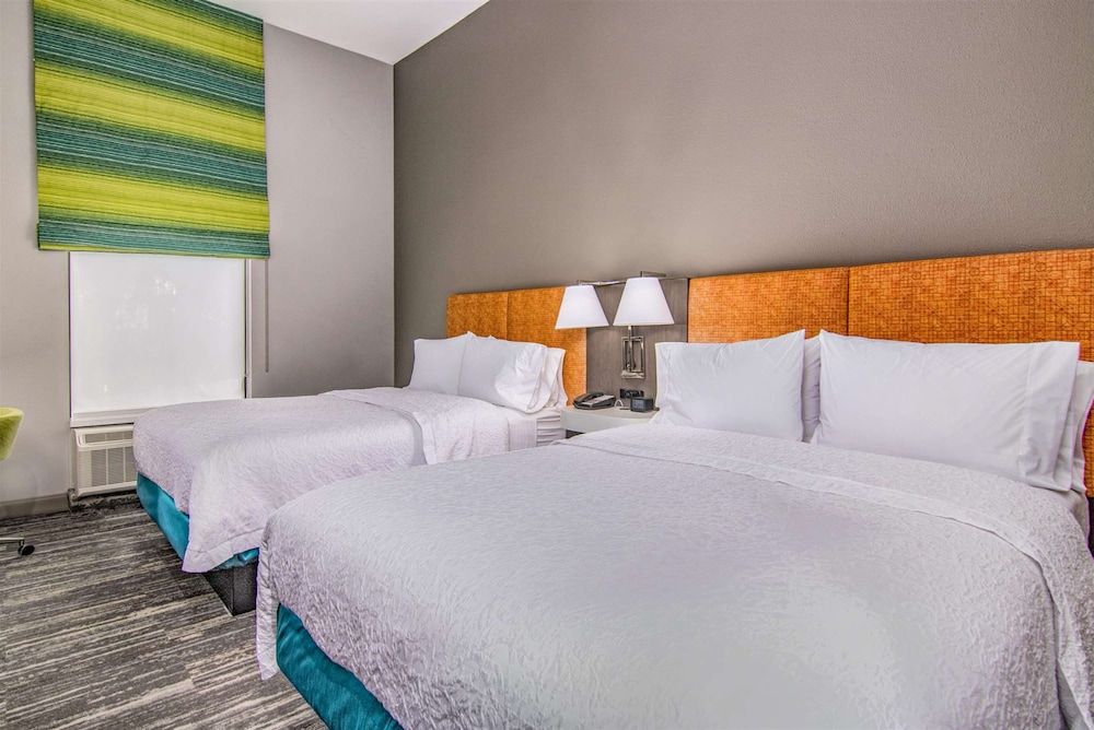 Room, 2 Queen Beds, Accessible, Non Smoking