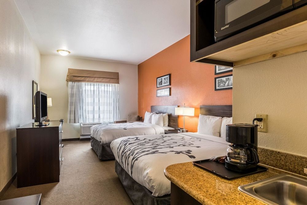 Room, 2 Queen Beds, Accessible, Non Smoking