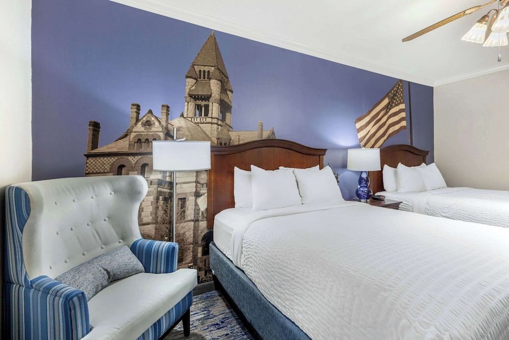 Room, 2 Queen Beds, Accessible, Non Smoking