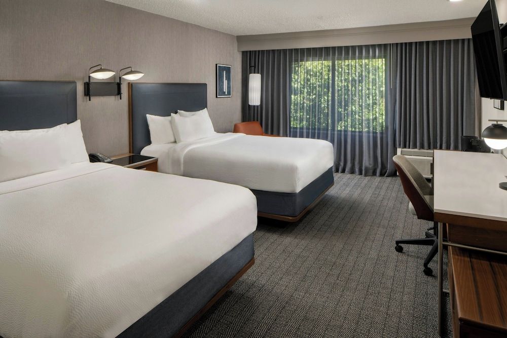 Room, 2 Queen Beds, Non Smoking