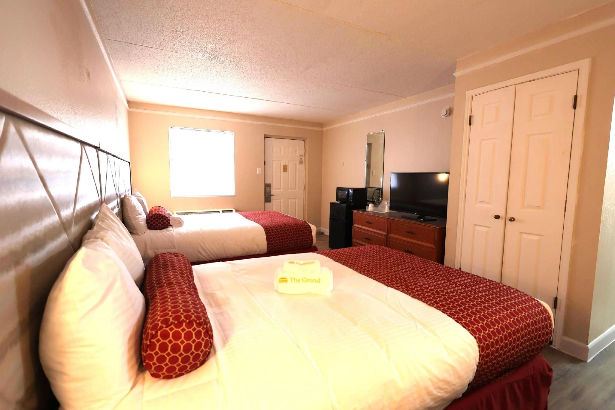 2 Queen Beds Non-Smoking